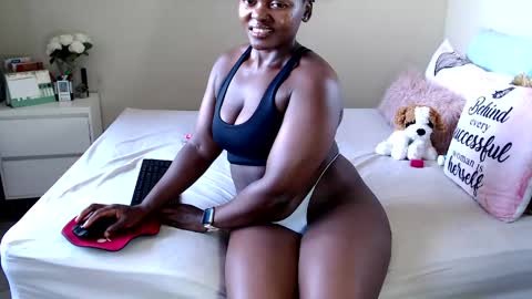 fitblair66_ online show from May 2026 12:12:02 PM