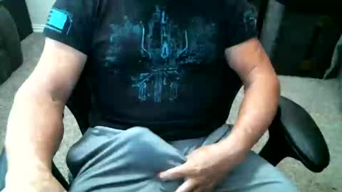 fitguy40 online show from September 2025 07:14:02 PM