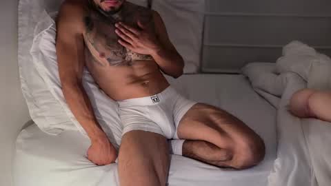 fitjacques online show from May 2026 02:28:02 AM