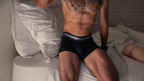 fitjacques online show from May 2026 02:52:02 AM