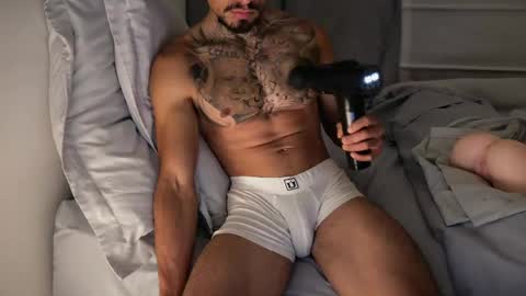 fitjacques online show from June 2026 02:27:01 AM