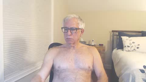 Snapshot of fitman999 chatting on January 2025 02:46:02 AM Jon online show from January 2025 02:46:02 AM