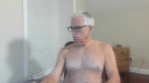 Snapshot of fitman999 chatting on November 2025 02:21:01 AM Jon online show from November 2025 02:21:01 AM