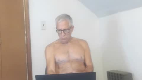 Snapshot of fitman999 chatting on November 2025 09:26:01 PM Jon online show from November 2025 09:26:01 PM