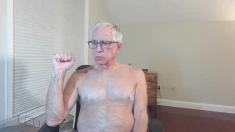 Snapshot of fitman999 chatting on December 2025 01:44:01 AM Jon online show from December 2025 01:44:01 AM