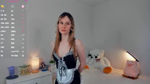 Snapshot of fizana chatting on April 2026 02:37:02 AM Kira online show from April 2026 02:37:02 AM
