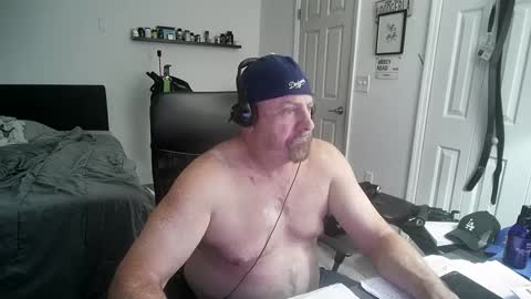 Florida guy online show from October 2025 04:43:02 AM