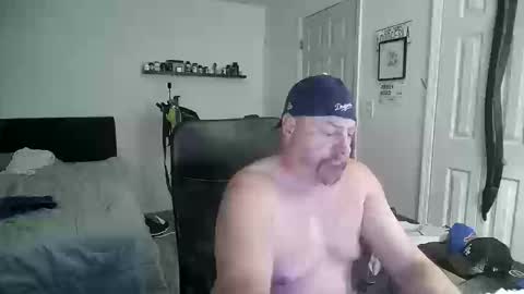 Florida guy online show from October 2025 09:15:01 PM