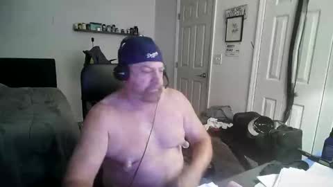 Florida guy online show from October 2025 01:48:02 PM