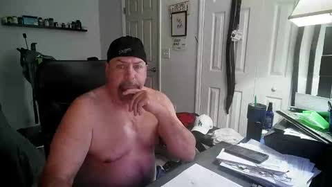 Florida guy online show from November 2025 08:34:02 AM