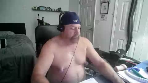 Florida guy online show from November 2025 09:52:02 AM