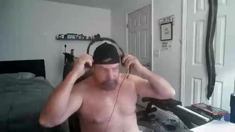 Florida guy online show from November 2025 04:12:02 AM