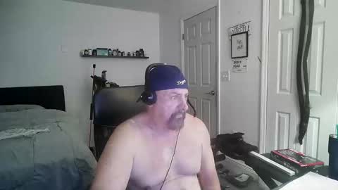 Florida guy online show from November 2025 07:14:02 PM