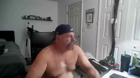 Florida guy online show from November 2025 01:40:01 AM