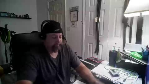 Florida guy online show from November 2025 12:19:02 PM
