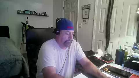 Florida guy online show from December 2025 03:17:02 PM