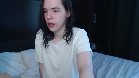 Snapshot of flammmm chatting on February 2025 09:20:02 AM Robin online show from February 2025 09:20:02 AM