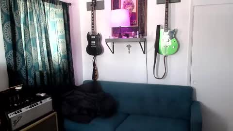 Flannel Dong online show from March 2026 07:30:01 PM