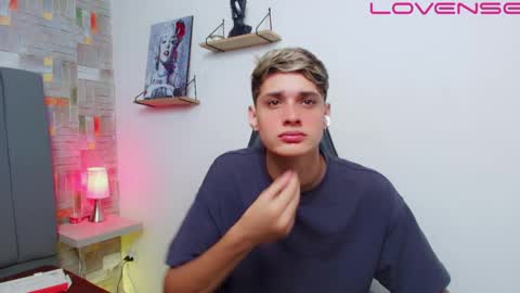 Flaquito online show from April 2026 08:57:02 PM