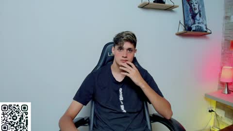Flaquito online show from May 2026 08:37:01 PM