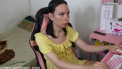 Alexa online show from September 2025 11:42:01 PM