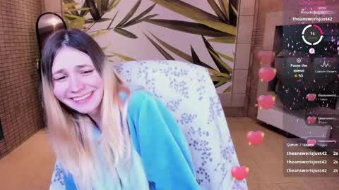 FlexiMona online show from May 2026 10:06:02 PM