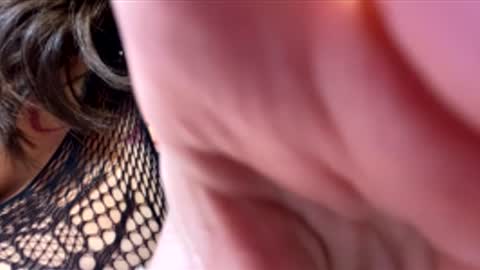 Roxy online show from November 2025 06:21:02 PM