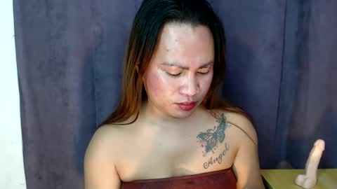 Snapshot of flirtangel93 chatting on November 2025 06:52:01 PM Angel online show from November 2025 06:52:01 PM