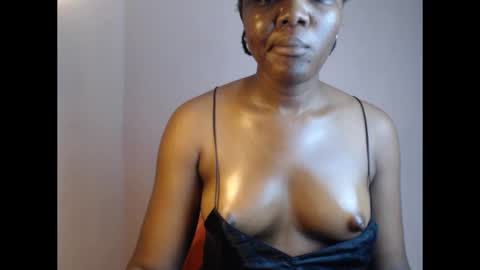 Snapshot of flirtxxdiva chatting on November 2025 06:39:01 PM flirtxxdiva online show from November 2025 06:39:01 PM