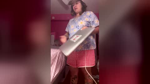 Snapshot of flirtygirlyy chatting on January 2026 01:44:01 AM Ive Retired From Camming online show from January 2026 01:44:01 AM