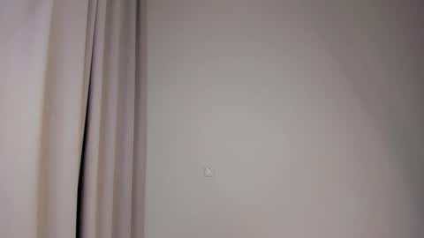 Snapshot of flirtykitty_ chatting on November 2025 02:55:01 AM Emely online show from November 2025 02:55:01 AM