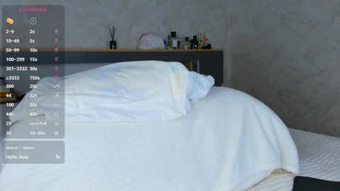 Snapshot of flirtykitty_ chatting on March 2026 03:23:02 AM Emely online show from March 2026 03:23:02 AM