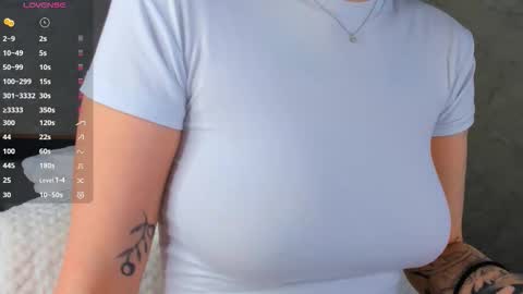 Snapshot of flirtykitty_ chatting on March 2026 12:43:02 PM Emely online show from March 2026 12:43:02 PM