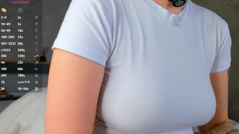 Snapshot of flirtykitty_ chatting on March 2026 02:46:01 AM Emely online show from March 2026 02:46:01 AM