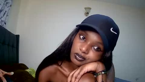 Snapshot of flirtyy_sheery chatting on January 2025 09:56:02 AM sheery online show from January 2025 09:56:02 AM