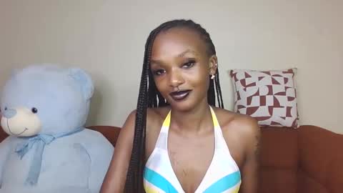 Snapshot of flirtyy_sheery chatting on December 2025 03:05:01 PM sheery online show from December 2025 03:05:01 PM