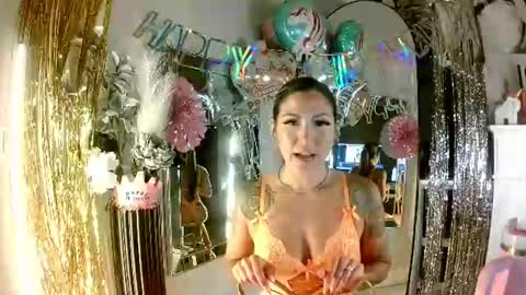 Flobella online show from August 2026 12:25:01 AM