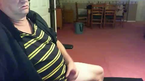 Snapshot of flooty999 chatting on November 2025 01:30:02 AM flooty999 online show from November 2025 01:30:02 AM