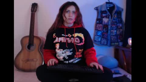 flor3citarockera online show from May 2026 02:45:01 PM