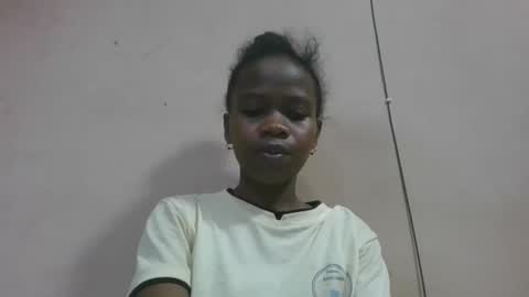 Snapshot of flora48230522373 chatting on June 2026 03:01:01 AM flora48230522373 online show from June 2026 03:01:01 AM