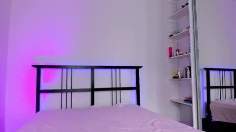 Snapshot of flora_amber chatting on February 2026 07:12:02 AM Flora online show from February 2026 07:12:02 AM