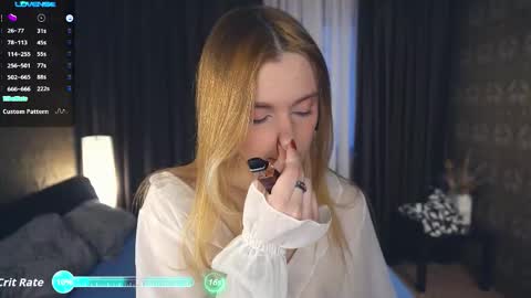 Snapshot of florencewilliam chatting on October 2025 05:58:02 AM Miranda Day Edanight. online show from October 2025 05:58:02 AM