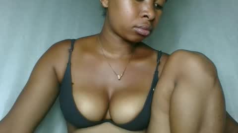 Snapshot of florencia011 chatting on December 2025 09:26:02 AM florencia011 online show from December 2025 09:26:02 AM