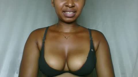 Snapshot of florencia011 chatting on December 2025 09:49:01 AM florencia011 online show from December 2025 09:49:01 AM