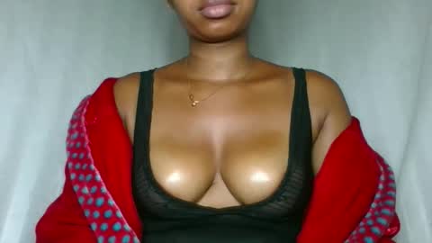 Snapshot of florencia011 chatting on December 2025 09:55:02 PM florencia011 online show from December 2025 09:55:02 PM