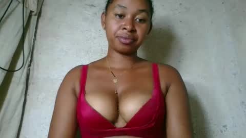Snapshot of florencia011 chatting on April 2026 06:28:01 PM florencia011 online show from April 2026 06:28:01 PM