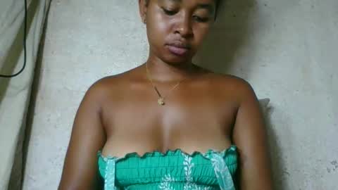 Snapshot of florencia011 chatting on April 2026 05:59:01 AM florencia011 online show from April 2026 05:59:01 AM