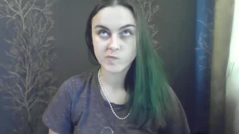 Snapshot of flower_bluee chatting on January 2025 10:53:02 AM Ambika 3 online show from January 2025 10:53:02 AM