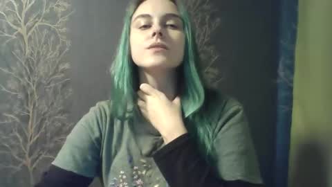 Snapshot of flower_bluee chatting on October 2025 12:06:01 PM Ambika 3 online show from October 2025 12:06:01 PM