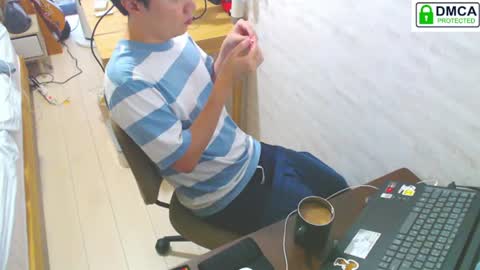 Snapshot of flowerbox chatting on June 2026 09:01:01 AM flowerbox online show from June 2026 09:01:01 AM